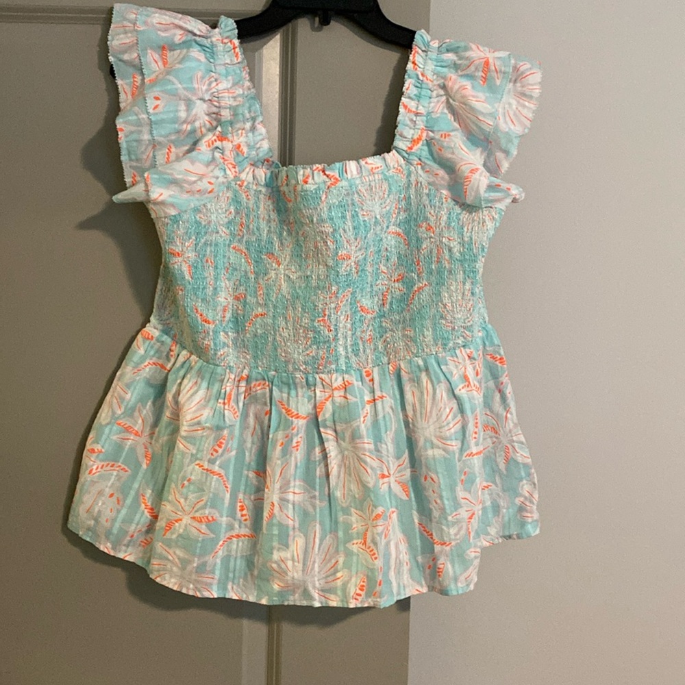 Vineyard Vines top